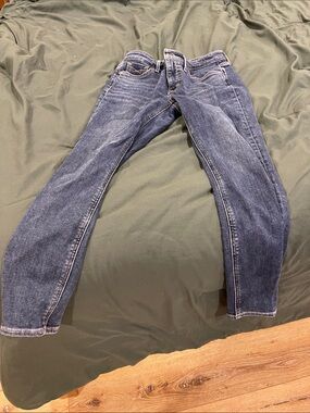 Slim Fit Women's Jeans in Dark Blue